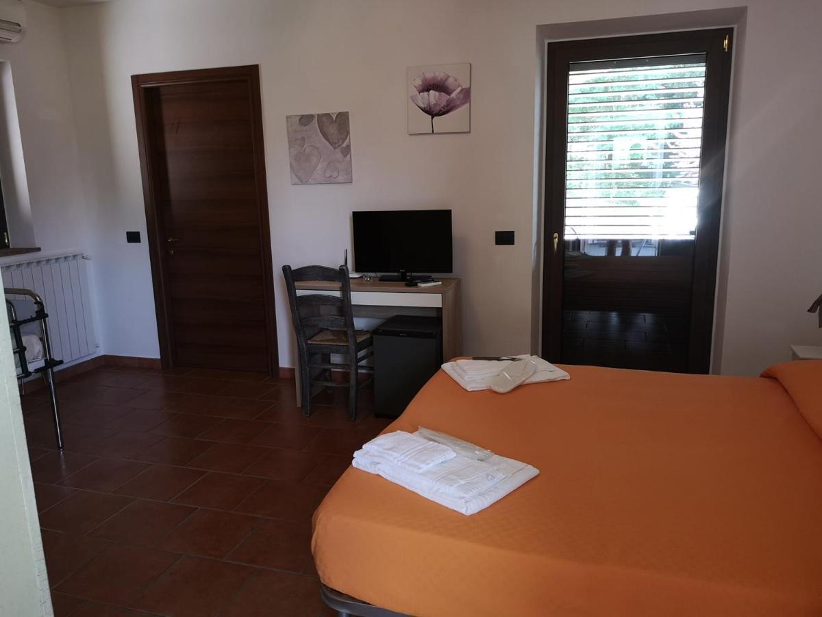 וילפרנקה אין לוניג'אנה B&B Podere Montese מראה חיצוני תמונה
