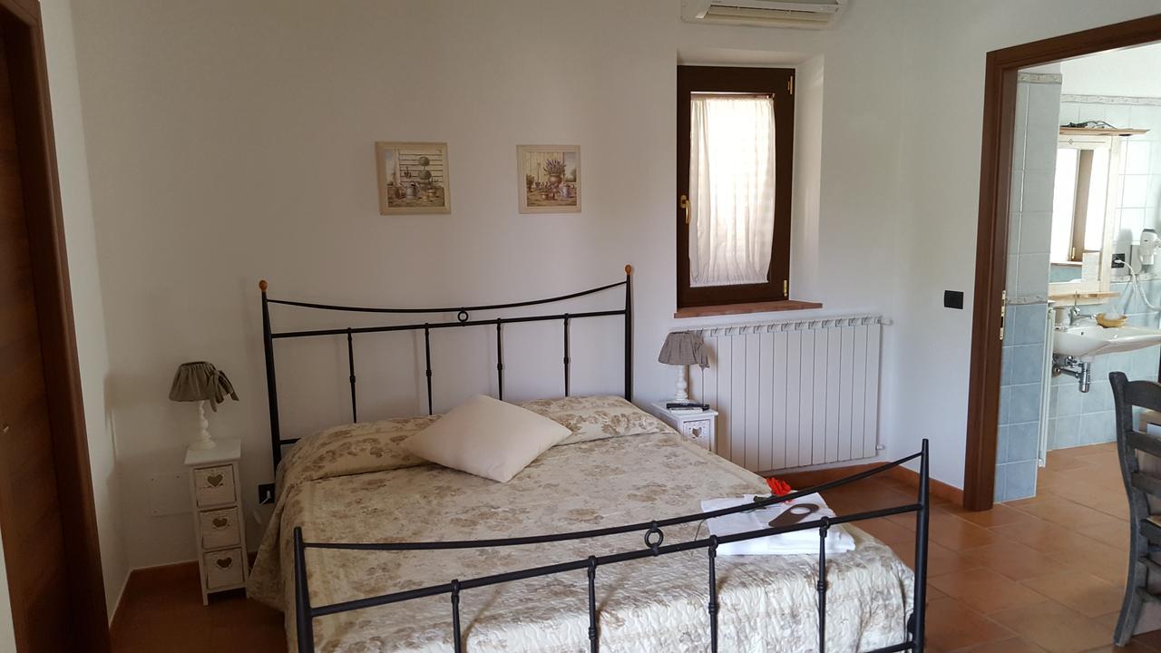 וילפרנקה אין לוניג'אנה B&B Podere Montese מראה חיצוני תמונה